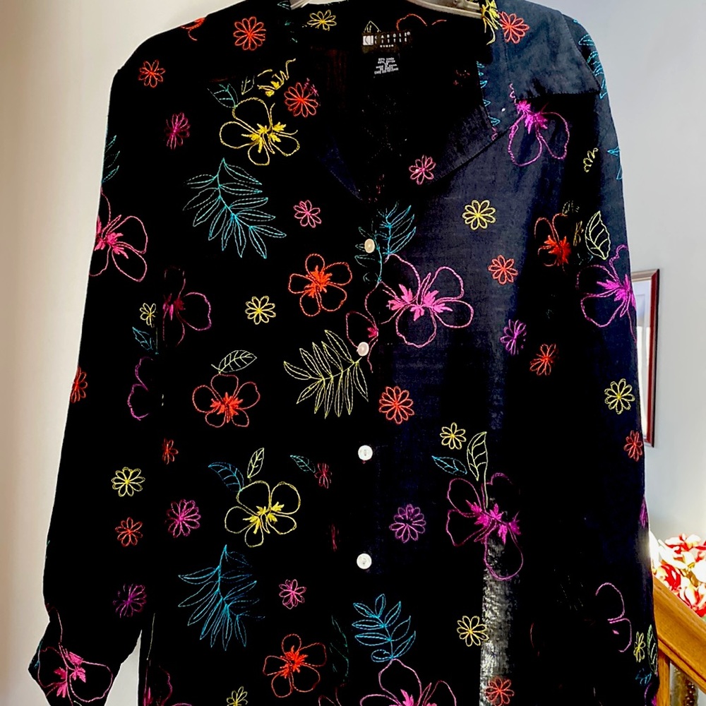 Carole Little black long sleeve button front shirt with embroidery